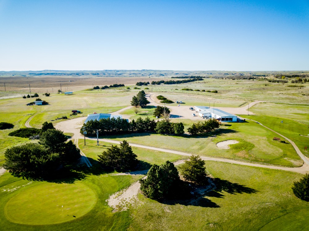 Enders Lake Golf Course Enders, NE Public The Course